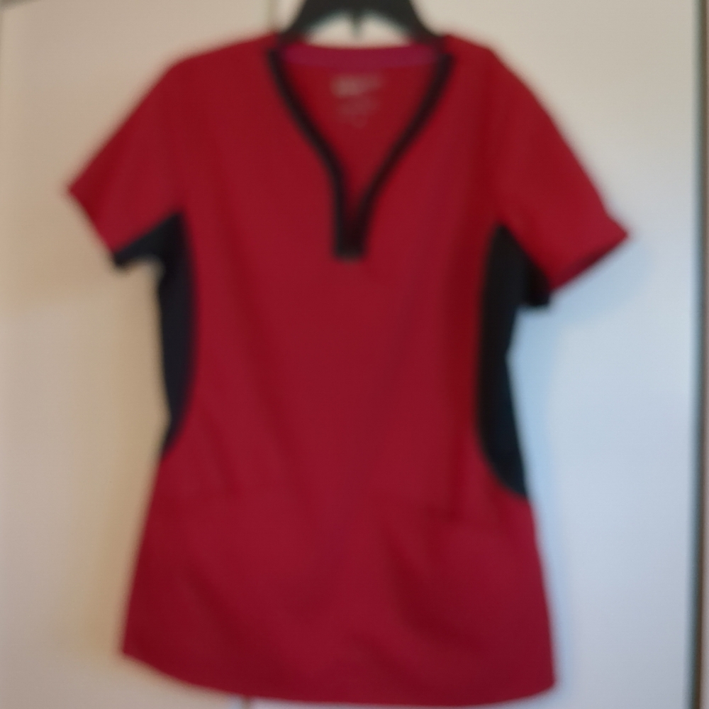 Purple label healing hands medium red scrub top